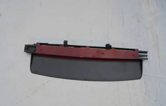 Audi A6 S6 C6 4F Third/center stoplight