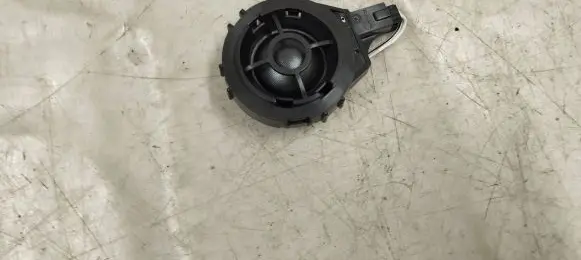 Audi A3 8Y Front door high frequency speaker 83a035399a