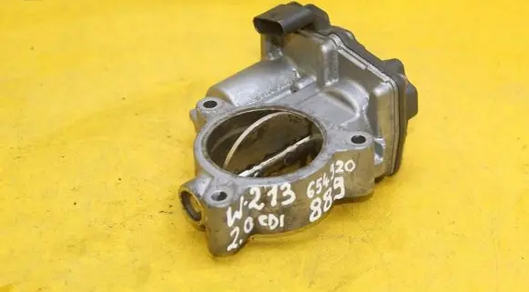 Mercedes-Benz C W205 Throttle body valve 