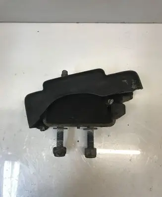 Iveco Daily 6th gen Engine mount bracket 5801283685