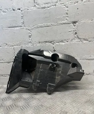 BMW X6 F16 Bumper support mounting bracket corner 7338285