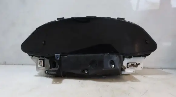 Toyota Yaris Clock 