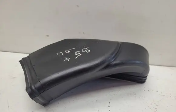 Volkswagen PASSAT B5.5 Air intake duct part 3B0129565D 3B0129617D