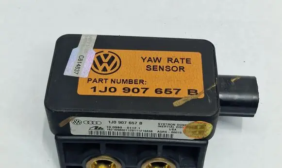 Audi A3 S3 8L ESP acceleration yaw rate sensor 1J0907657B