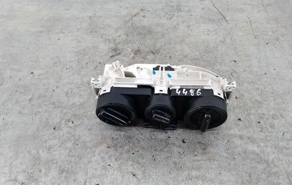 Volkswagen New Beetle Climate control/heater control trim 1C0820045DVALEO