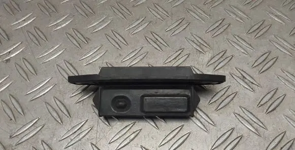 Toyota Auris E180 Tailgate opening switch 