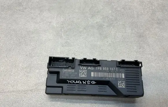Volkswagen Touareg II Tailgate/trunk control unit/module 7P6959107C
