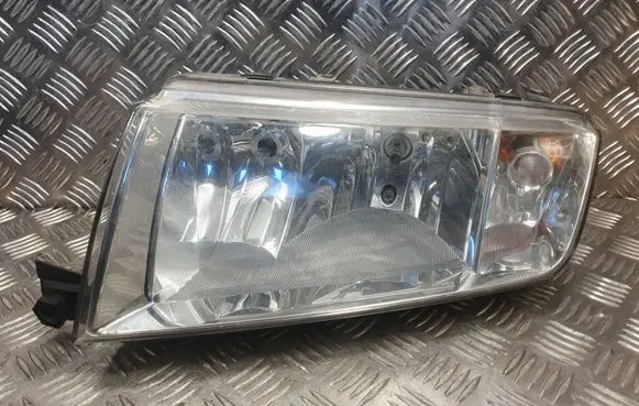 Skoda Fabia Mk1 (6Y) Headlight/headlamp