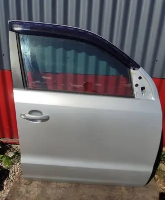 Volkswagen Amarok Front door 