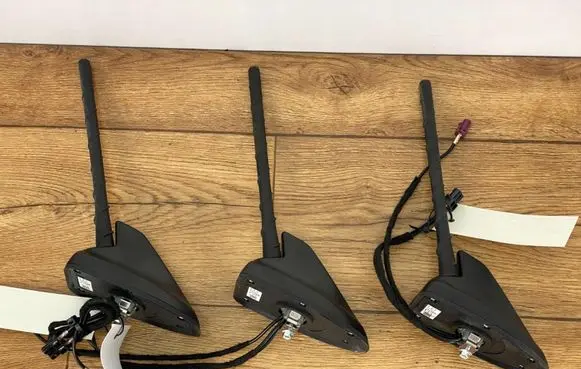 Ford Bronco Radio antenna MCPT-19G461-JB