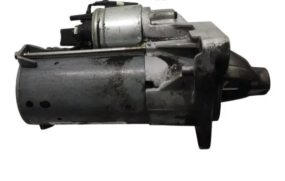 Renault Kangoo II Starter motor 233003329R