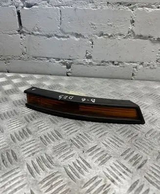 Front indicator light