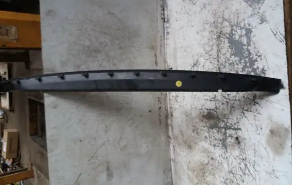 Audi A2 Rear bumper trim bar molding 8Z0807833