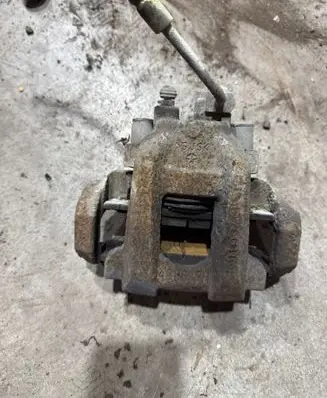 Rear brake caliper