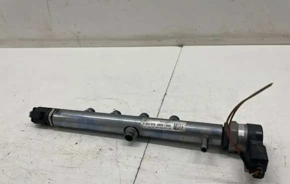 Fuel main line pipe