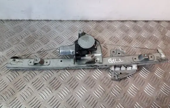 Suzuki Grand Vitara II Rear door window regulator with motor 8346065J00 2621003530