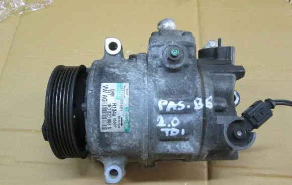 Volkswagen PASSAT B6 Air conditioning (A/C) compressor (pump) 1K0820803S 017993056B4 R134A8680P