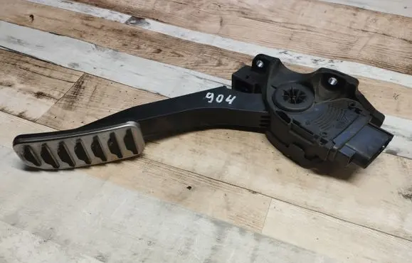Land Rover Evoque I Accelerator throttle pedal EJ3M9F836GA