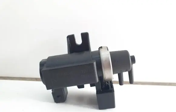 BMW X5 E70 Turbo solenoid valve 72279600