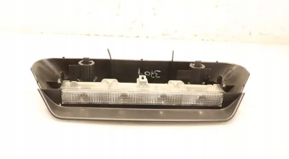 Toyota Yaris Third/center stoplight 288-166980