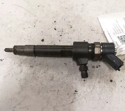 Opel Signum Fuel injector 0445110276