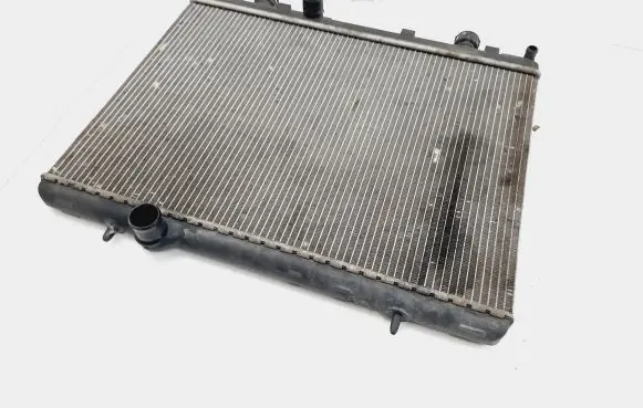 Coolant radiator