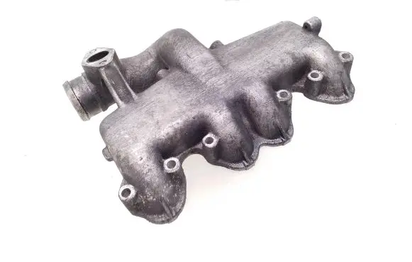 Volkswagen PASSAT B5 Intake manifold 028129713K