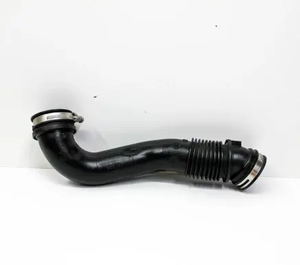 Ford Ecosport Air intake duct part GN159C623BA