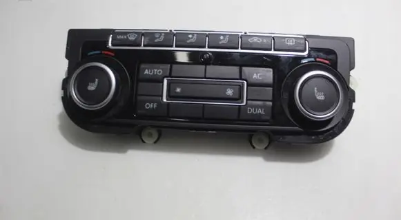 Volkswagen Golf VI Interior fan control switch 5HB009746-61