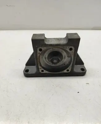 Dodge Challenger Gearbox mounting bracket 05147200AD