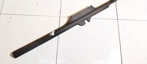 Front sill trim cover
