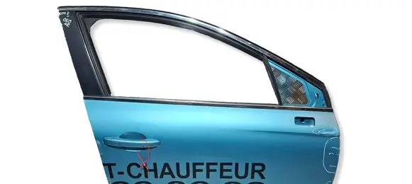 Renault Clio V Front door S26301060
