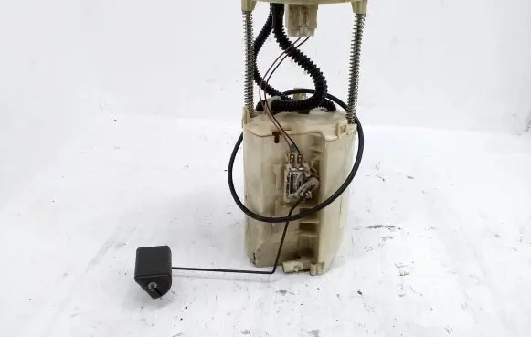 Toyota Hilux (AN10, AN20, AN30) In-tank fuel pump 77010292010