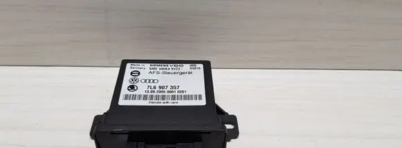 Volkswagen Touareg I Light module LCM 7L6907357