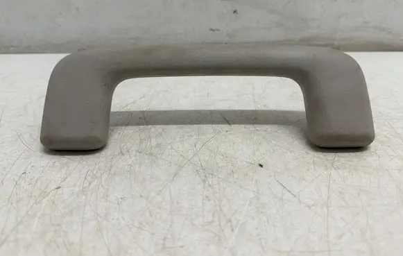Mitsubishi Space Star Front interior roof grab handle