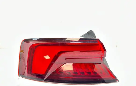 Audi A5 Rear/tail lights 8W6945091J