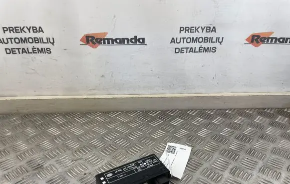 BMW 5 E39 Door control unit/module 61358376069