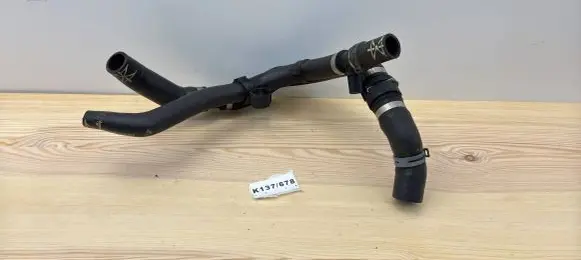 Volkswagen Transporter - Caravelle T6 Engine coolant pipe/hose 7E0122101K