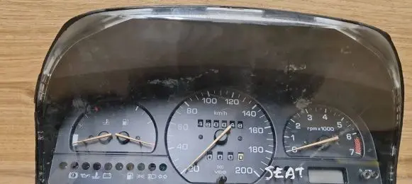 Seat Toledo I (1L) Speedometer (instrument cluster) 1L0919033C