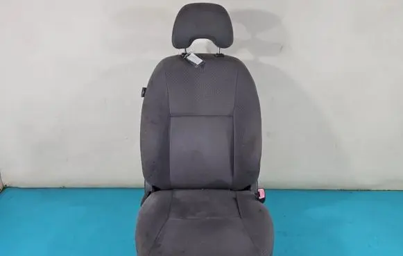 Toyota Prius (XW20) Front passenger seat IMPRK1391911