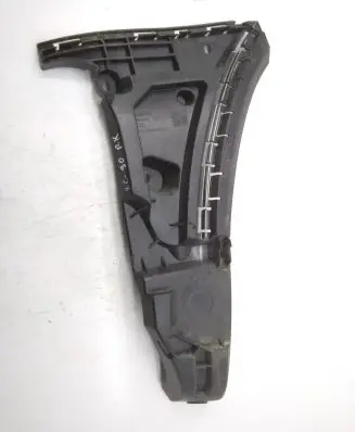 Volvo XC90 Front bumper mounting bracket 30698128