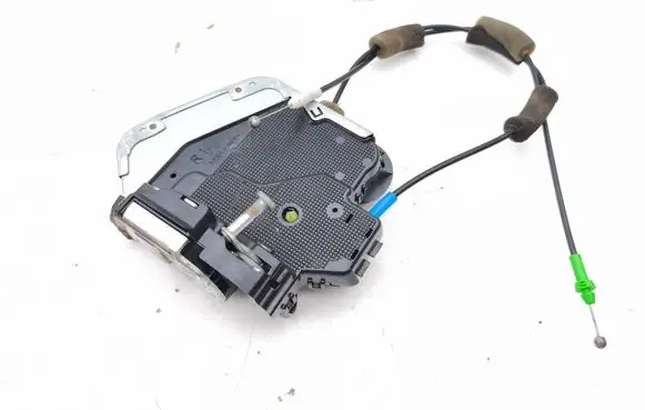 Lexus IS 220D-250-350 Rear door lock 9C1013