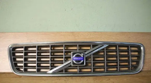 Volvo S80 Front grill 8659947