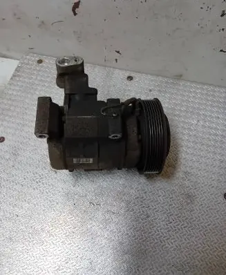 Toyota RAV 4 (XA20) Air conditioning (A/C) compressor (pump)