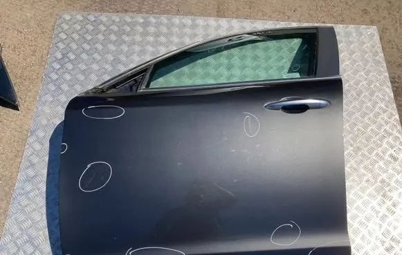 Alfa Romeo Giulietta Front door