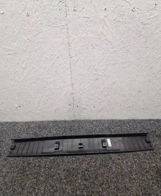 Volkswagen Touareg III Tailgate trim 760867609A