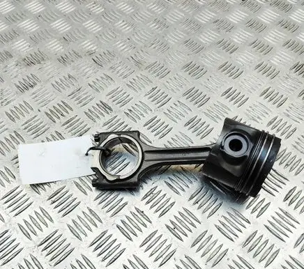 Volvo V70 Piston 30750674