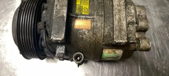 Volvo S80 Air conditioning (A/C) compressor (pump) 30742206 588B864784