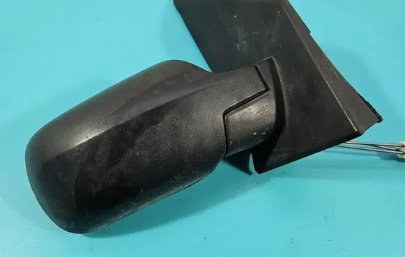 Front door electric wing mirror