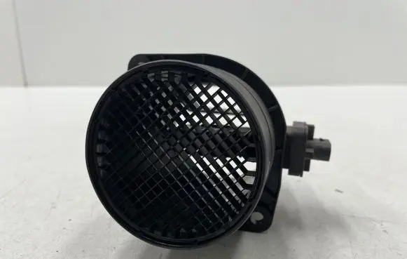 Volkswagen Touran II Mass air flow meter 0281002956
